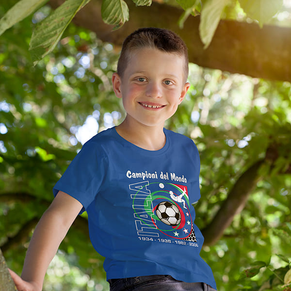 Campioni del Mondo youth navy t-shirt on a boy